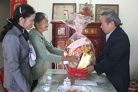 40 billion VND in new year support to policy beneficiaries in Hai Phong  - ảnh 1